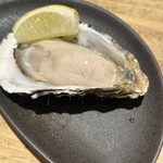 SAKE BAR サカナノトモ - 生牡蠣