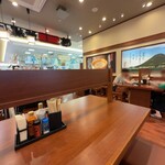 丸亀製麺 - 店内