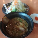 幸楽苑 - 魚介豚骨つけ麺に千切りネギ＆唐辛子