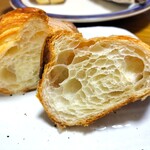 ダンディゾン - クロワッサン断面