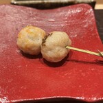 酉囃子 - さつま揚げ2種　右のクミンチーズは特に好み♡