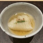 酉囃子 - 麺はちゅるちゅると、3口くらいで完食^ ^