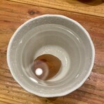 大金星 - シンプルな焼酎お湯割りと梅干し　梅干しが美味しい