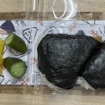 おにぎり こんが - 鶏シャキレンコン(小さめ)432円、ツナマヨ(小さめ)399円、ミックス(きゅうり、たくあん)