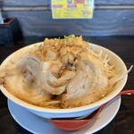 豚麺山脈 - 