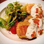 旬菜dining えん - レアカツサーモンタルタルいくら添え