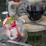 青山フラワーマーケット ティーハウス 赤坂Bizタワー店 - 