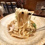 麺処 天川 - 平打ちぢれ麺との相性が抜群でした