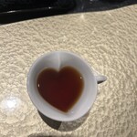 鉄板焼き あさひ - ホットの紅茶はハート型