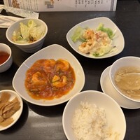 廣東料理 民生 ヒルトンプラザウエスト店 - 
