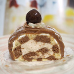モンブラン - 衣栗の贅沢ロール