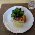 シェ・キノ - ブロッコリーのキッシュ♪