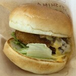 あわじ島バーガー 淡路島オニオンキッチン - 