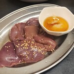 おさやん! - にんにくゴマ塩レバー焼480円