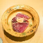 東麻布 天本 - 仙鳳趾日戻りかつおの藁焼き