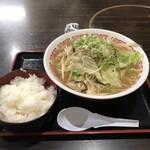 小川食堂 - 料理写真:飯¥200 チャンポン¥780