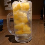 飲んべぇ食堂 らくだ屋 - 冷凍パインサワー
