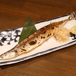 飲んべぇ食堂 らくだ屋 - 秋刀魚の塩焼き