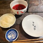 Lampada - お通しはチーズ