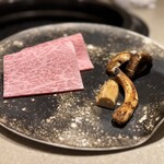 Mitsu8 - サーロインと松茸のすき焼