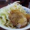 らーめん 陸 - 料理写真:ラーメン(1100円)麺少なめ、野菜多め、脂少なめ、味の濃さ普通