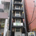 岩戸屋 - 岩戸屋ビル