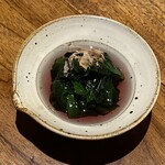 しおて - お通し（金時草のおひたし）