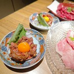 名古屋 個室焼肉 炭火寅二郎 - ユッケ