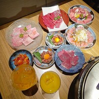 炭火焼肉寅二郎 - 