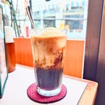 コロラド - ドリンク写真:■ コーヒーフロート、620円