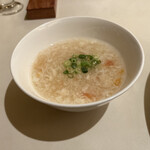 中国飯店 - セットの卵スープ。