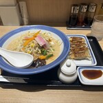 長崎ちゃんぽん リンガーハット - 