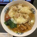 富泰楼麺房 - エビ入りワンタンメン900円
