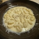 オステリアラリベラ - さつま芋のニョッキゴルゴンゾーラソース