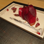 神保町 傳 - 鰤 ビーツ アマランサス