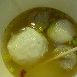 九份傳統魚丸 - 総合魚丸湯　45元