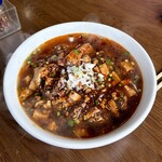 イナちゃん飯店 - 料理写真:牛肉のマーボーラーメン