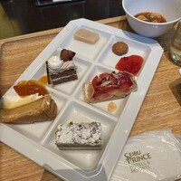 リュクス ダイニング ハプナ - 