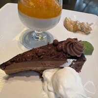 リュクス ダイニング ハプナ - 