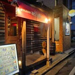 チーズとお肉のお店 サンビーノ - 外観