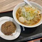 仙台辛み噌ラーメン 味よし - 奈良スタミナラーメン＆半チャーハン