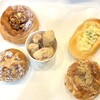 おかやま工房 リエゾン - チュロスボール(きなこ)（180円）、ツナとポテトのパニーニ（260円）、ぷちっとコーン（180円）、チーズケーキパイキャラメル（420円）、レモン&オレンジ（280円）