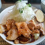 カフェ アウル - 豚バラ焼肉定食。