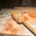 炭割烹 新谷 - 熊野地鶏のせせり ◎