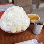 さるや - 黒蜜白玉（蜜をかける前）