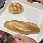 フランスベ－カリー - メロンパンとバゲット(ハーフ)
