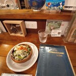 地理系ブックカフェ 空想地図 - 