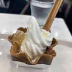 神戸養蜂場CAFE 大阪・関西万博店 - 