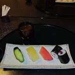 日本料理 吉祥 - 名物の漬物寿司　普段は漬物は好きじゃないけど、このお店のは大好き　海苔巻きは海苔の旨さがバッグん