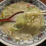 ひえつき食堂 - 太麺のちゃんぽん麺